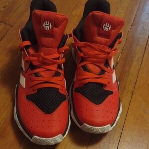Mens  Red Basketball Shoes size 13